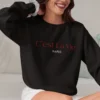 C'est La Vie sweatshirt with text on Gildan 18000 - Black